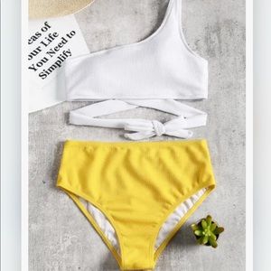 One shoulder bikini set